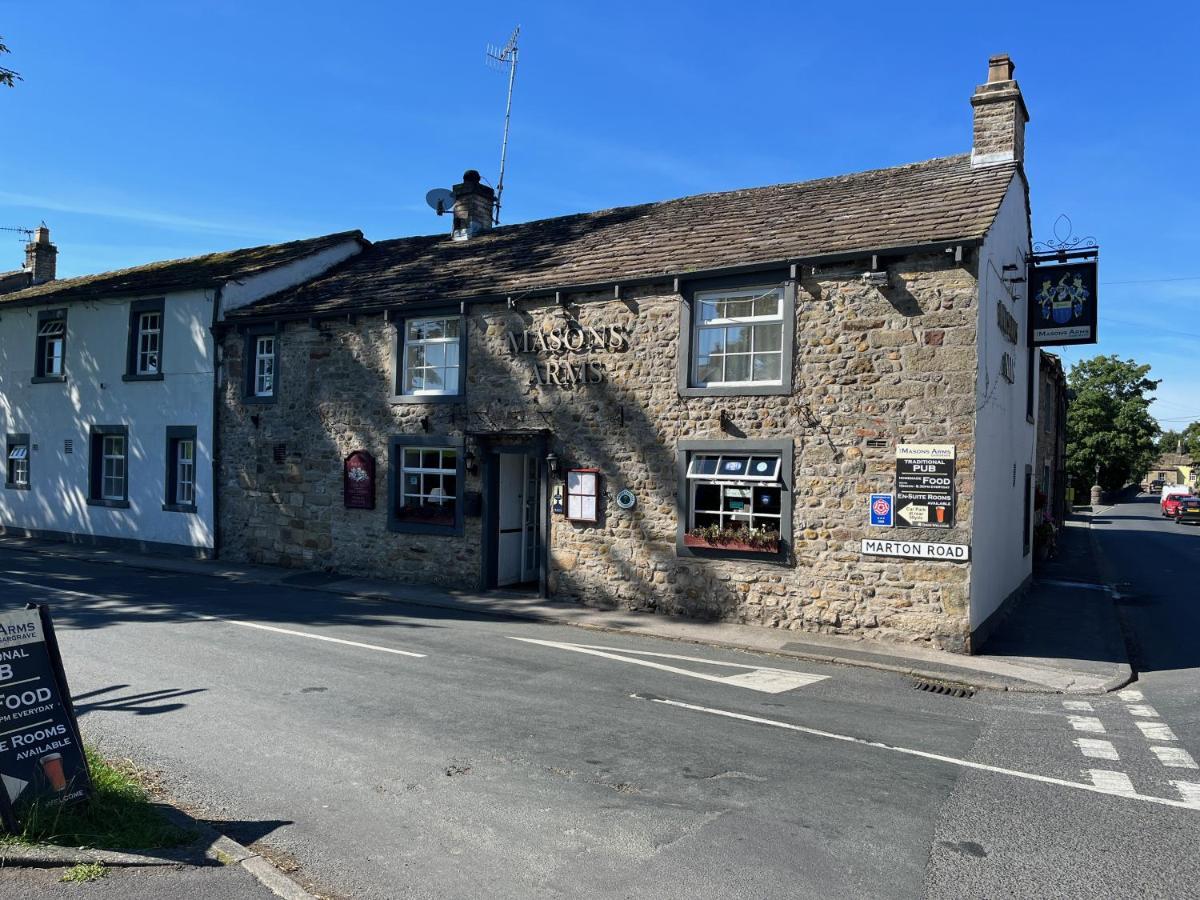 Masons Arms 호텔 갈그레이브 외부 사진